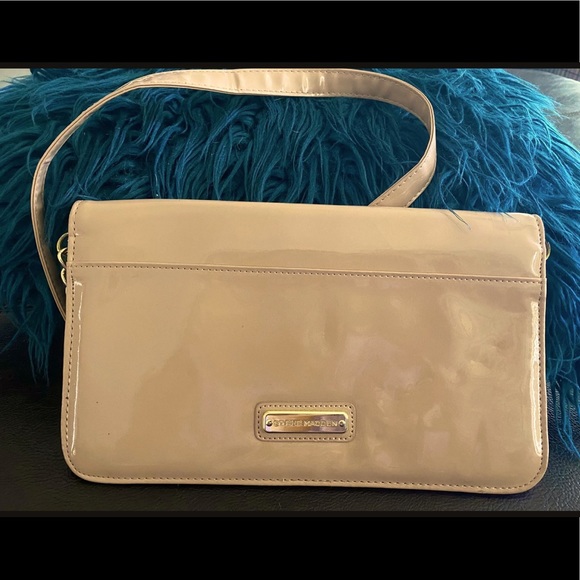 Steve Madden Handbags - Steven madden